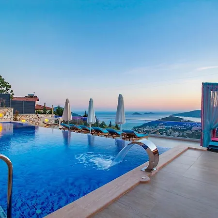 Sleeps 10 Pool Air Con Wifi *